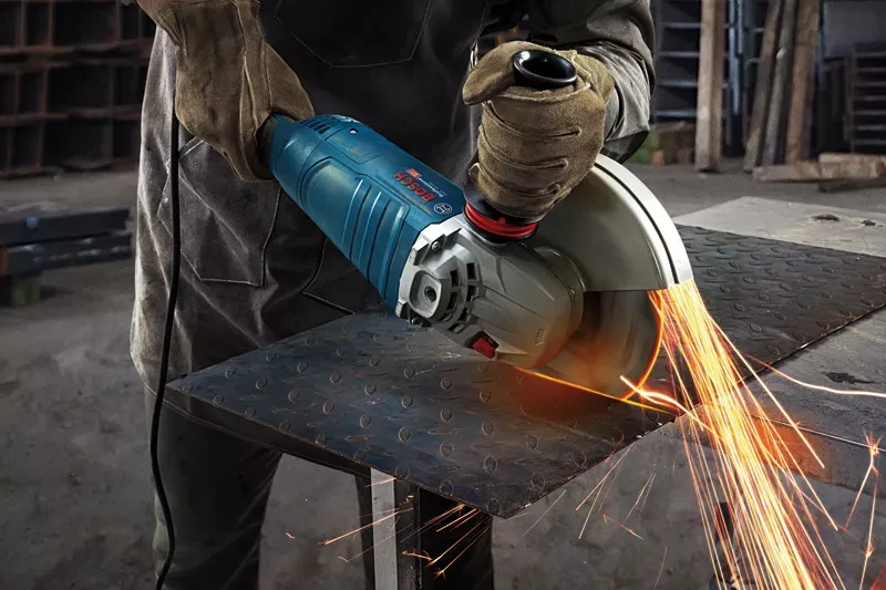 Bosch GWS 24-180 P Büyük Taşlama Makinesi 06018C2100