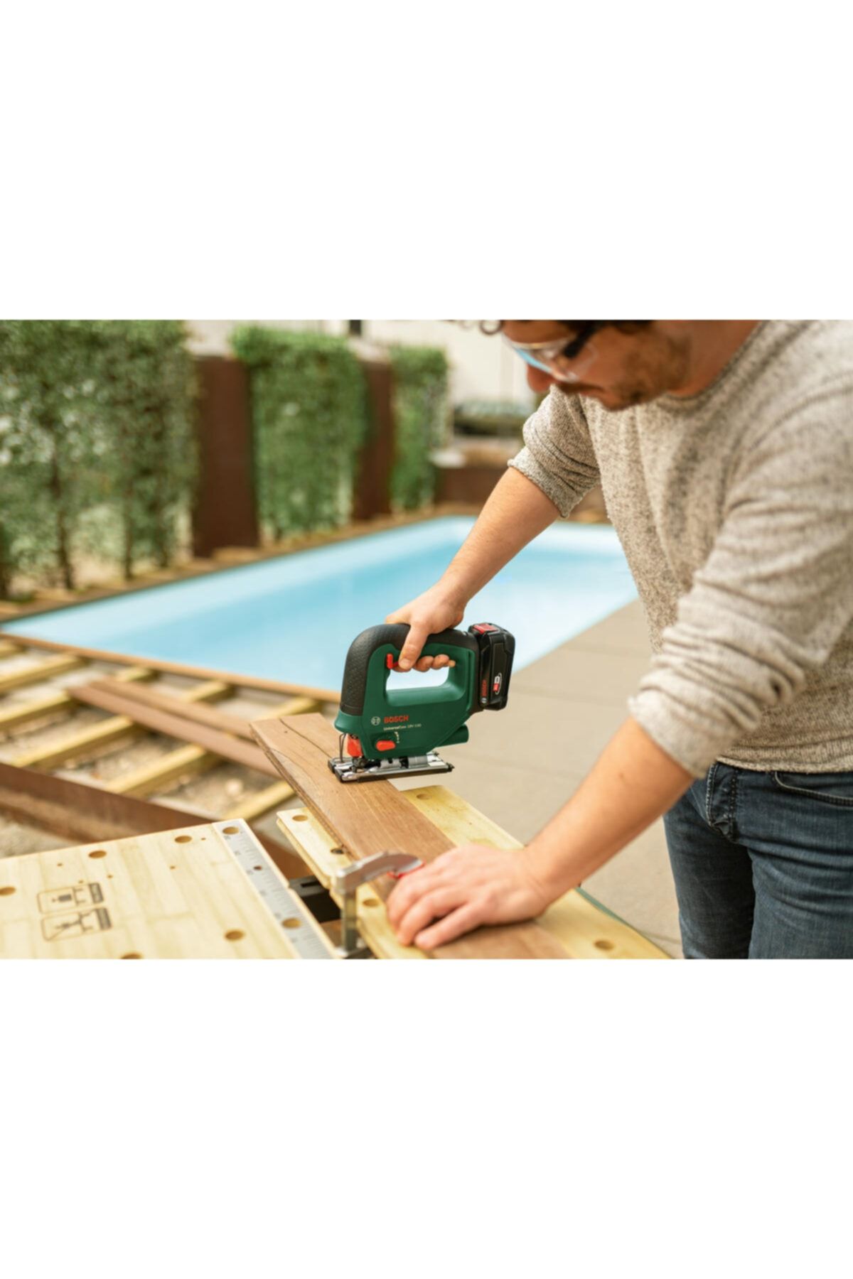 Bosch Universal 18V-100 Solo Akülü Dekupaj Testere