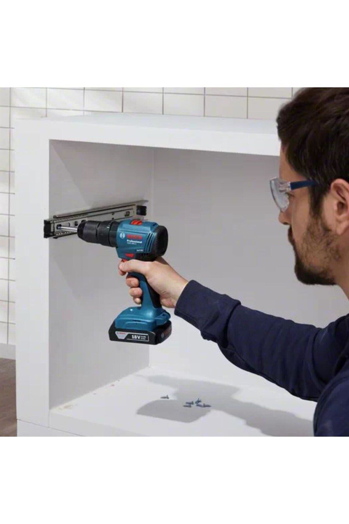 Bosch Professional GSB 185-LI 2 x 2.0Ah Çift Akülü Darbeli Matkap - 06019K3100 + Bosch V-Line Matkap & Vidalama Karışık Aksesuar Seti 103 Parça - 2607017367
