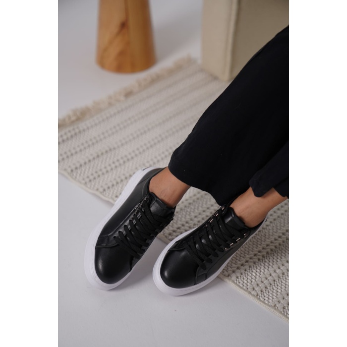 Nova Kadın Gümüş Detaylı Siyah Sneaker