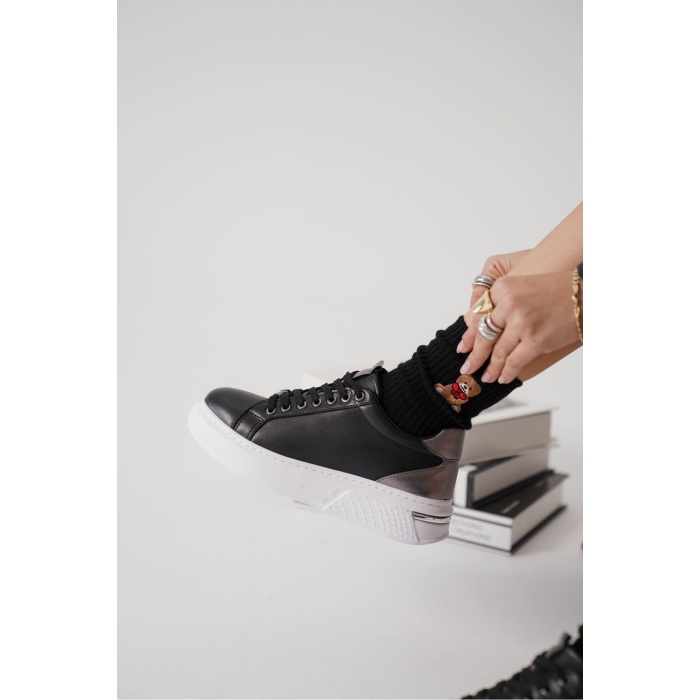 Vega Platin Detaylı Siyah Kadın Spor Ayakkabı