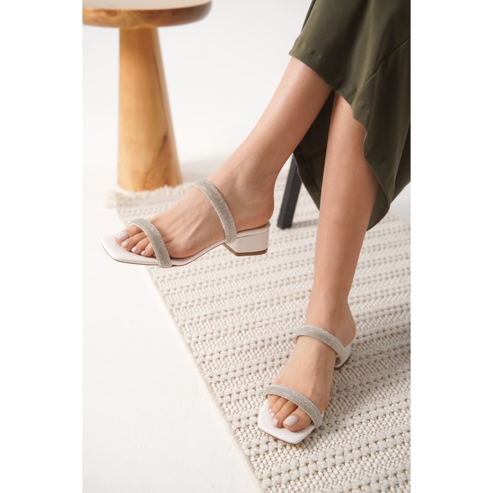 Stella Kalın Topuklu Beyaz Kadın Terlik