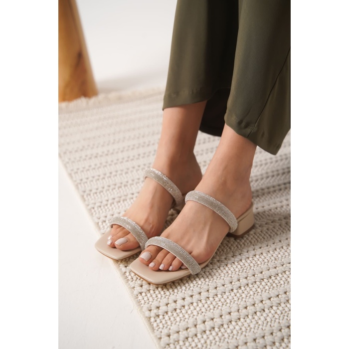 Stella Kalın Topuklu Bej Kadın Terlik