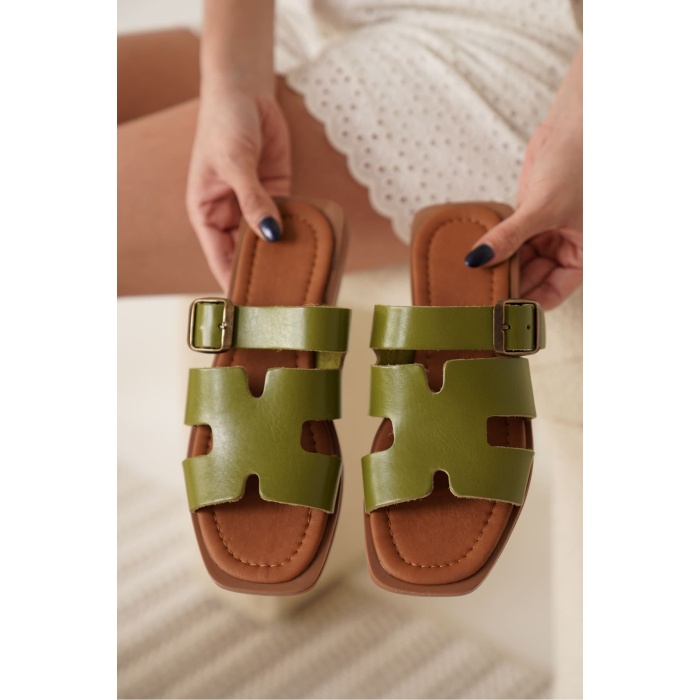 Garcia Haki Yeşili Hakiki Deri Terlik