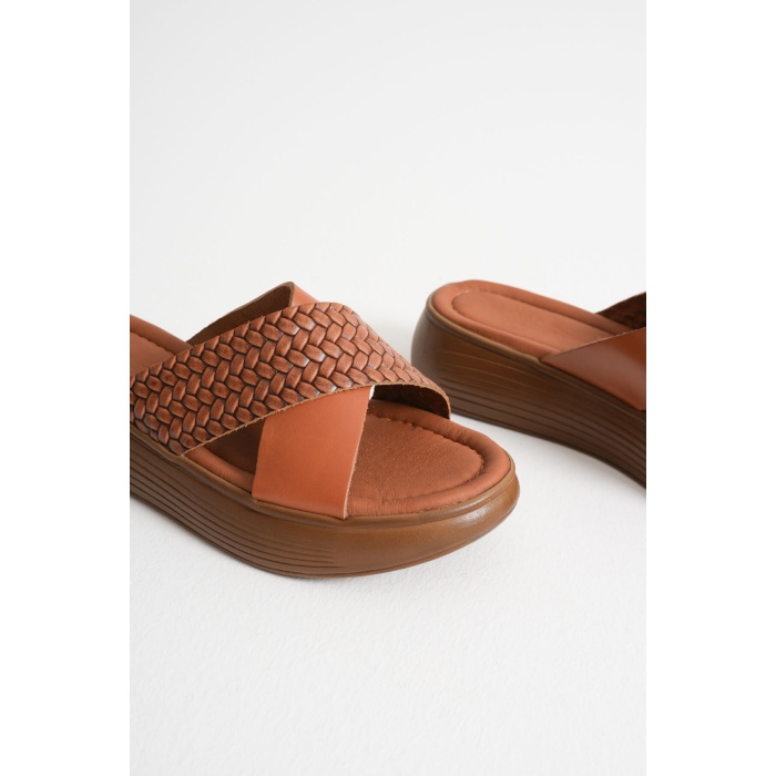 Fayn Taba Örgü Desenli Hakiki Deri Terlik