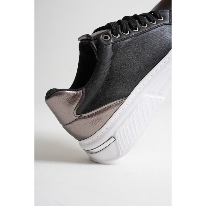 Vega Platin Detaylı Siyah Kadın Spor Ayakkabı