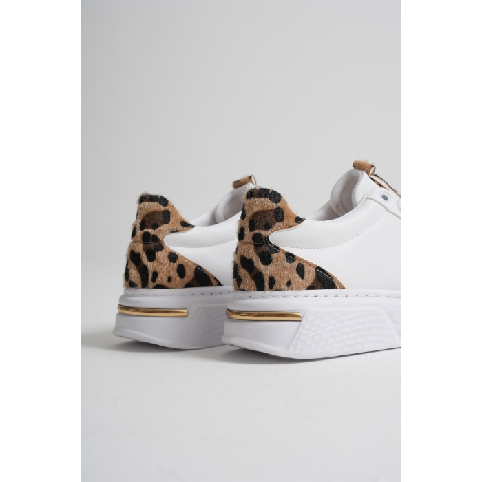 Vega Leopar Detaylı Beyaz Kadın Spor Ayakkabı