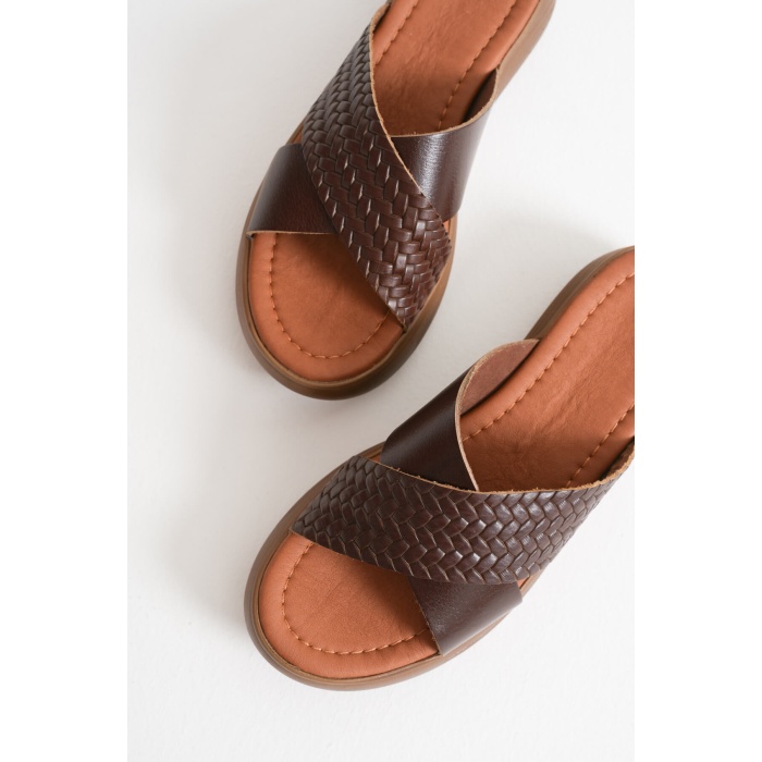 Fayn Acı Kahve Örgü Desenli Hakiki Deri Terlik