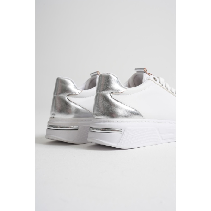 Vega Gümüş Detaylı Beyaz Kadın Spor Ayakkabı