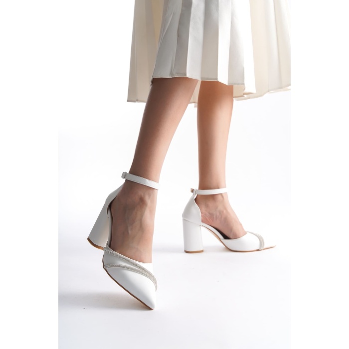 Pery Kadın Beyaz Topuklu Ayakkabı