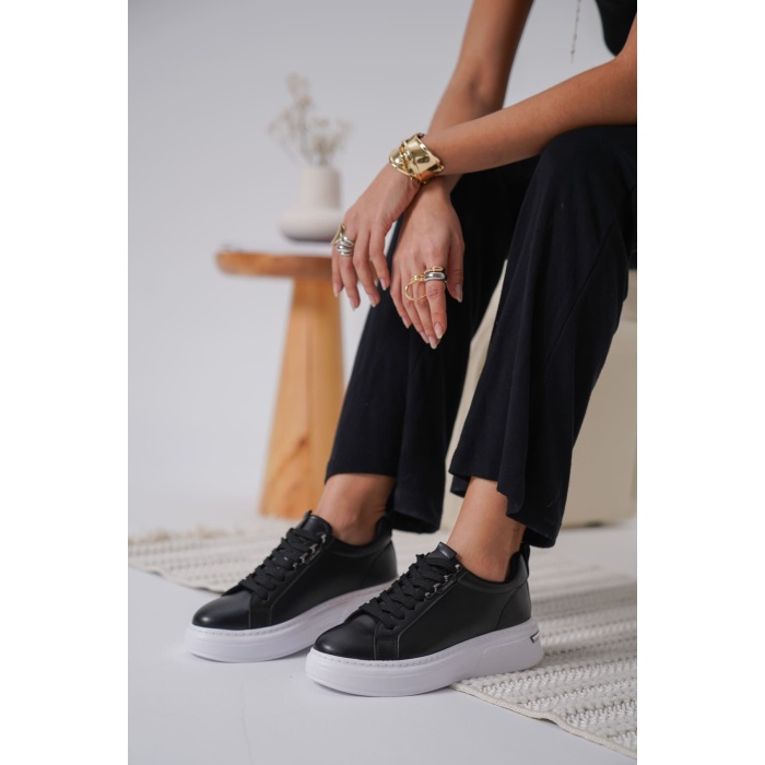 Nova Kadın Gümüş Detaylı Siyah Sneaker