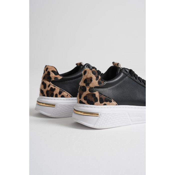 Vega Leopar Detaylı Siyah Kadın Spor Ayakkabı