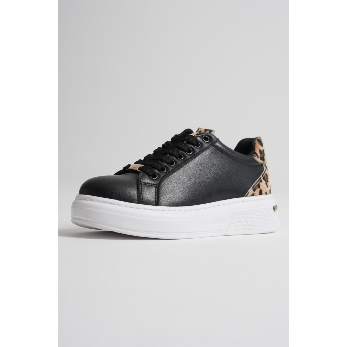 Vega Leopar Detaylı Siyah Kadın Spor Ayakkabı
