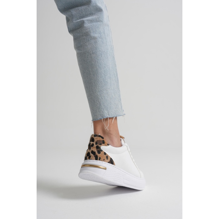 Vega Leopar Detaylı Beyaz Kadın Spor Ayakkabı