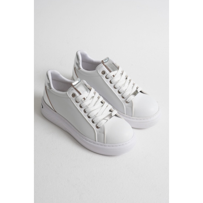 Vega Gümüş Detaylı Beyaz Kadın Spor Ayakkabı
