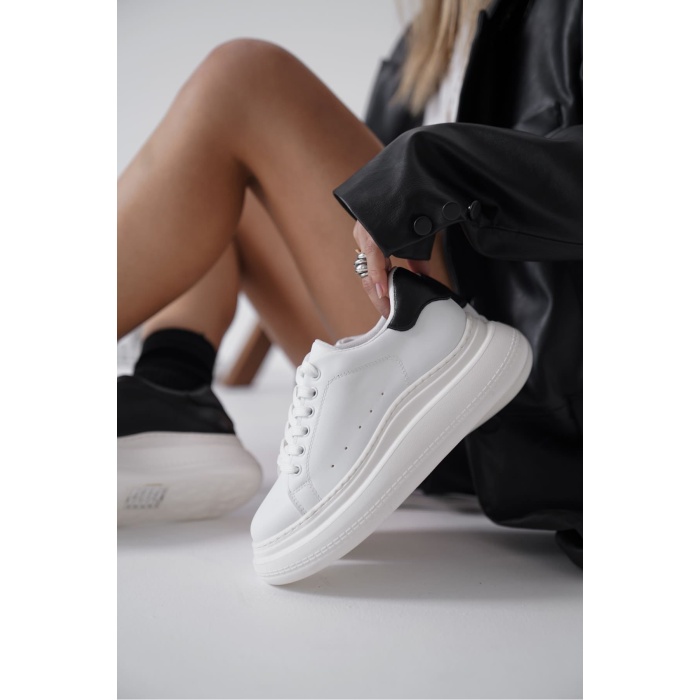 Bella Beyaz Arkası Siyah Kadın Spor Ayakkabı