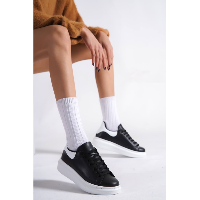 Samira Beyaz Detaylı Siyah Spor Ayakkabı