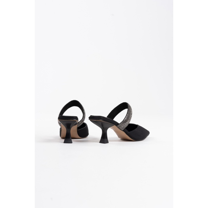 Nina Topuklu Siyah Kadın Terlik