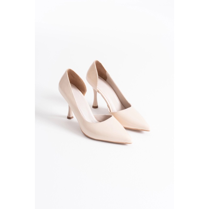 Angela Kadın Bej Rugan Topuklu Ayakkabı