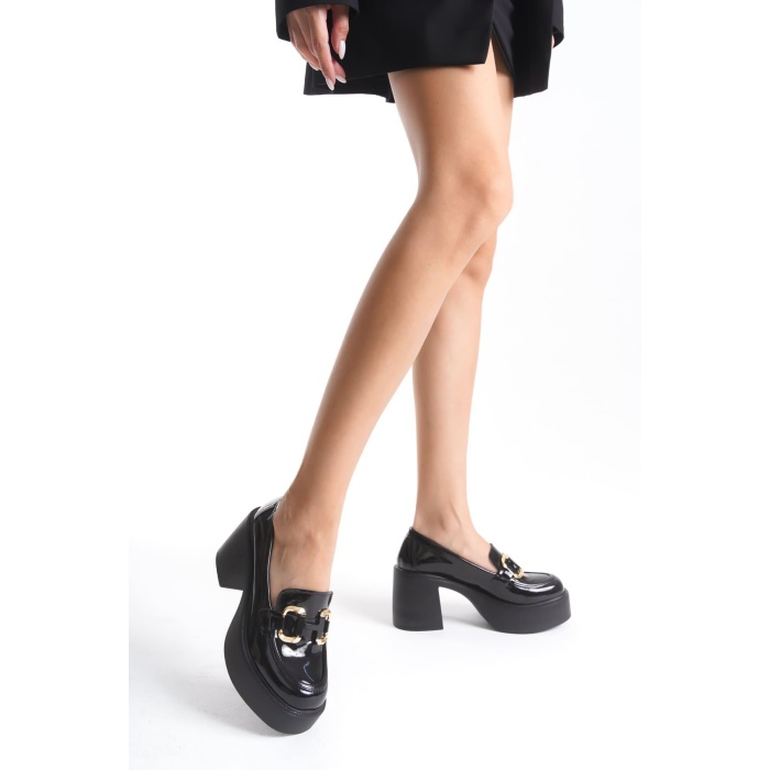 Felice Siyah Rugan Gold Tokalı Kadın Loafer