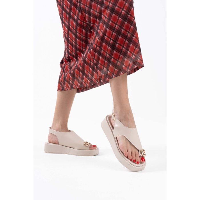 Milena Bej Cilt Toka Detaylı Sandalet