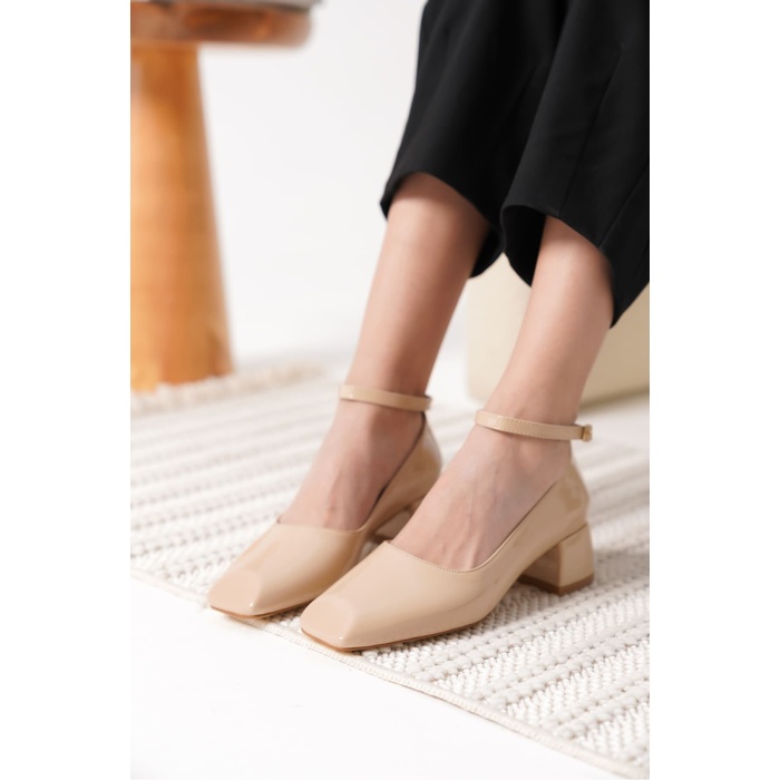 Arilla Bej Rugan Kadın Topuklu Ayakkabı