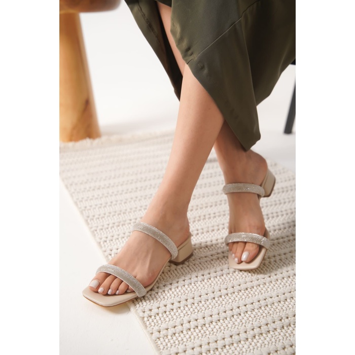 Stella Kalın Topuklu Bej Kadın Terlik