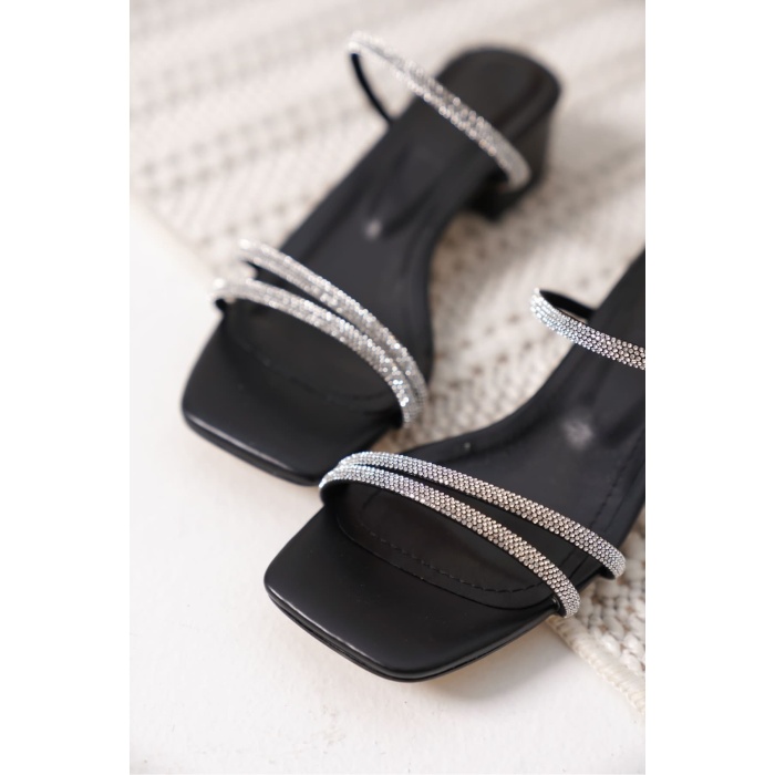 Emma Kadın Kalın Topuklu Siyah Terlik