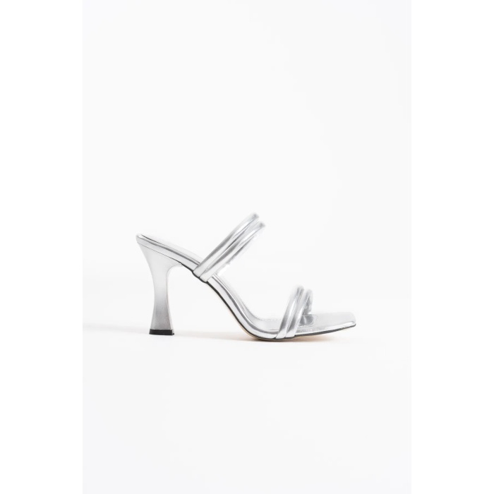 Petra Kadın Gümüş Topuklu Terlik