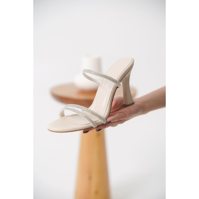 Dorothy Topuklu Bej Kadın Terlik