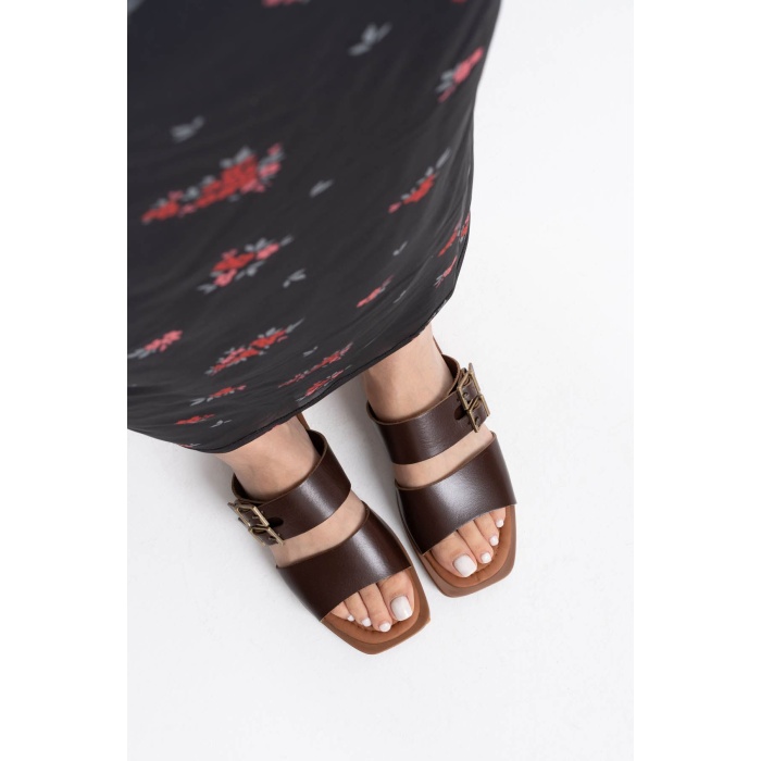 Alessi Acı Kahve Hakiki Deri Terlik