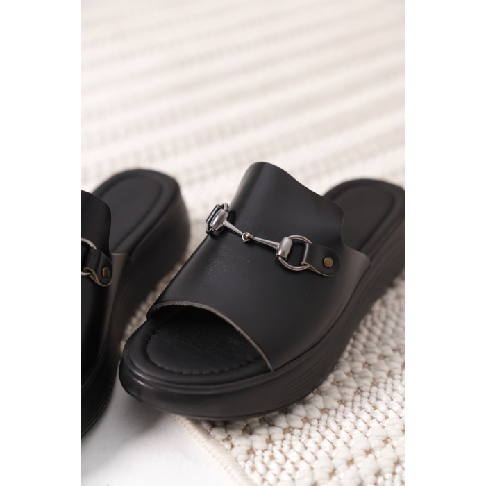 Nelly Siyah Hakiki Deri Terlik