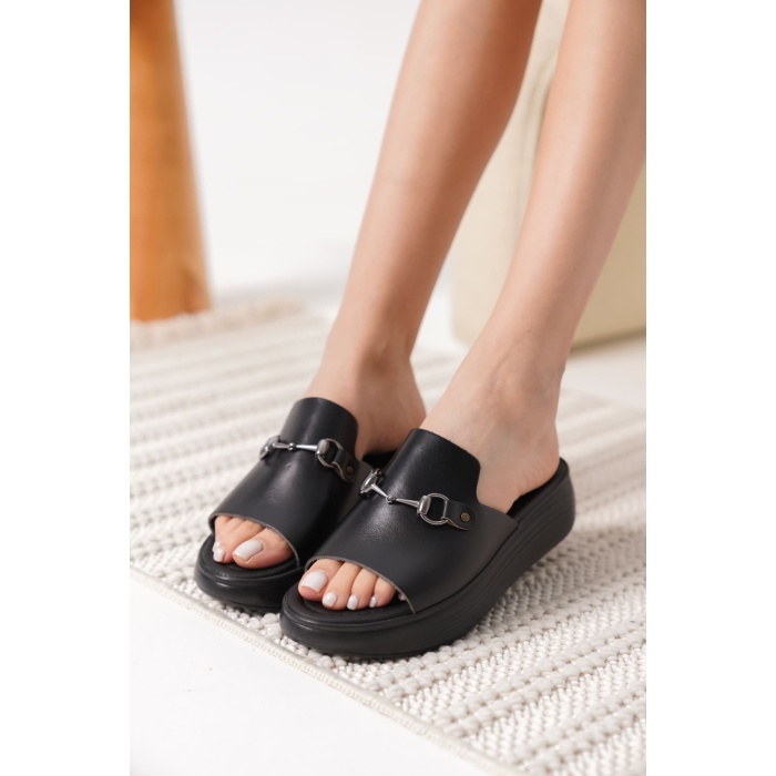 Nelly Siyah Hakiki Deri Terlik