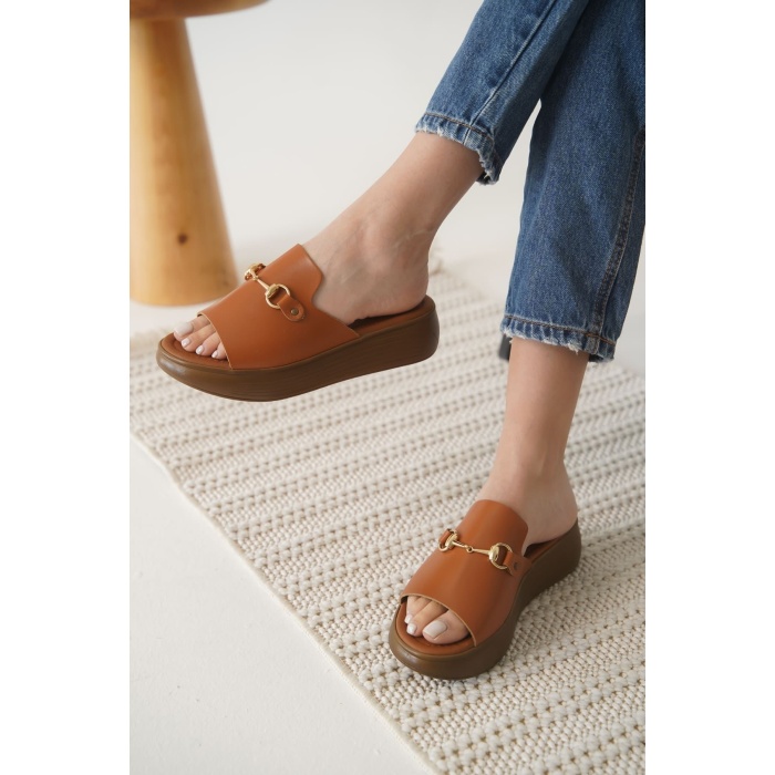 Nelly Taba Hakiki Deri Terlik