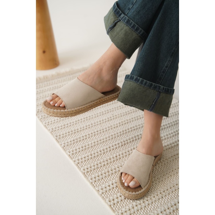 Grey Süet Bej Kadın Terlik