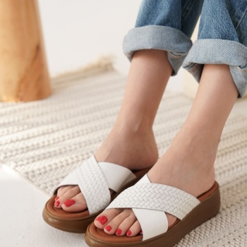 Fayn Beyaz Hakiki Deri Terlik