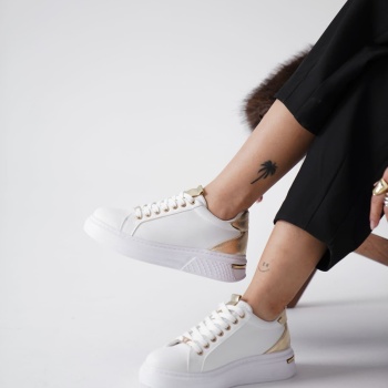 Vega Altın Detaylı Beyaz Kadın Spor Ayakkabı