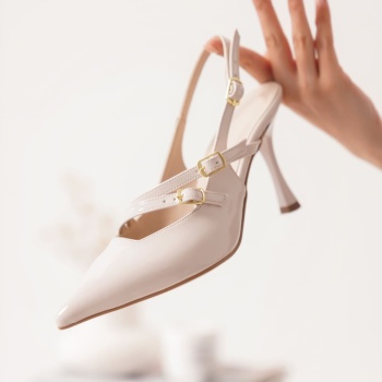 Lenora Kadın Bej Rugan Topuklu Ayakkabı