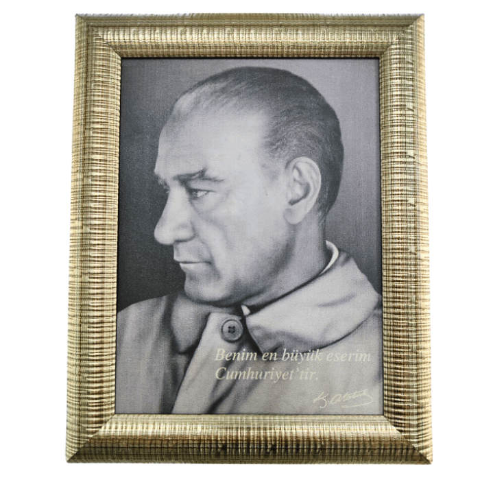 Özel Tasarım Çerçeve | Atatürk Benim En Büyük Eserim Cumhuriyettir Tablosu (23.5 X 29.5 Cm)