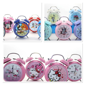 1 Adet Kuromi Hello Kitty Mickey Mouse Masa Üstü Çalar Saat Alk3068
