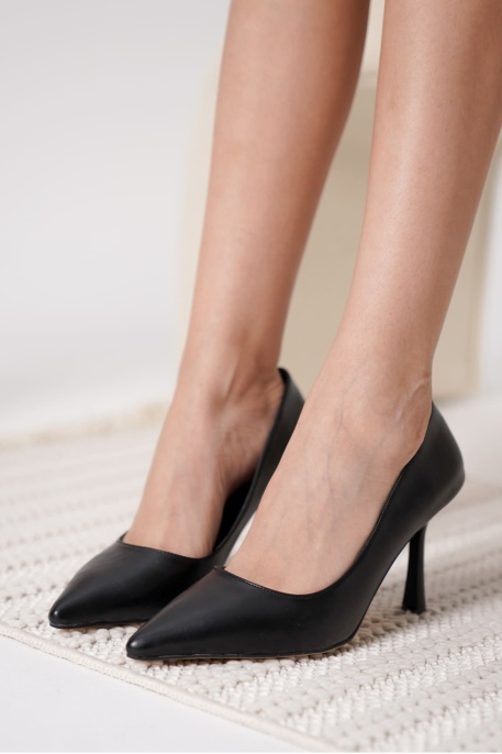 Zelena Kadın Mat Siyah Stiletto