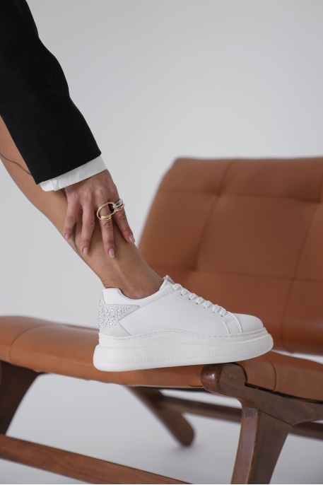 Grace Arkası Taşlı Beyaz Kadın Sneaker
