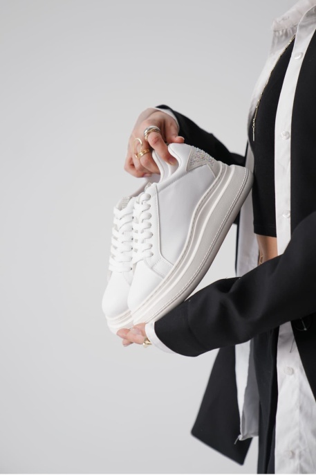 Grace Arkası Taşlı Beyaz Kadın Sneaker