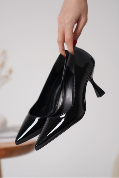 Monica Siyah Rugan Kadın Stiletto