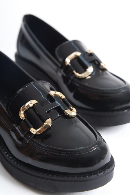 Caro Rugan Siyah Gold Tokalı Kadın Loafer