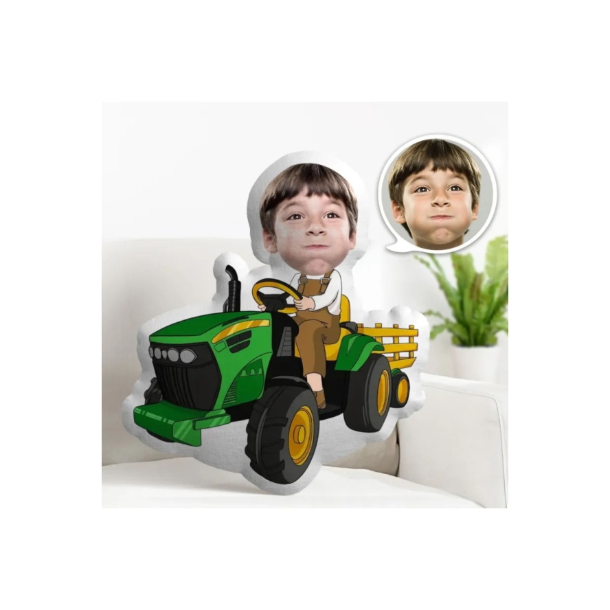 Traktör Süren Çocuk Tasarımlı Şekilli Yastık