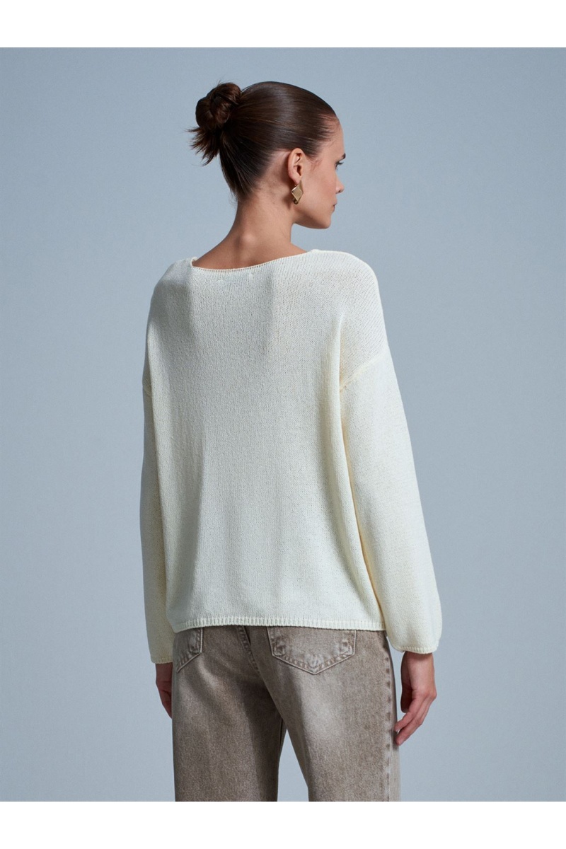 DİLVİN Oval Yaka Dökümlü Kazak