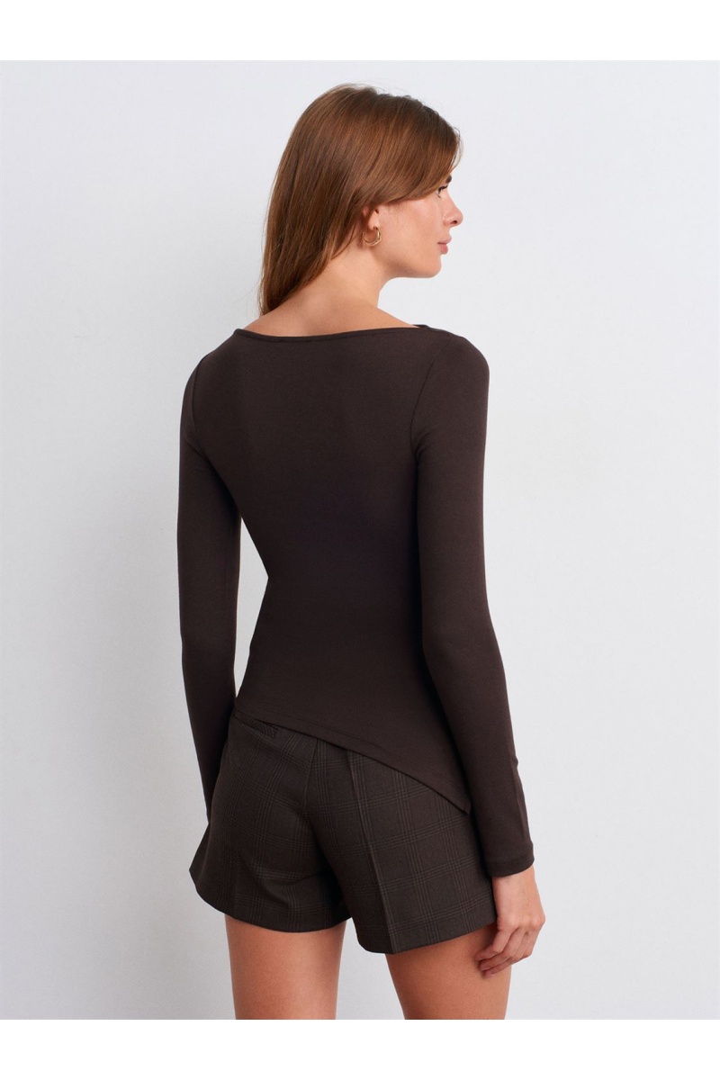 DİLVİN Kayık Yaka Büzgülü Top