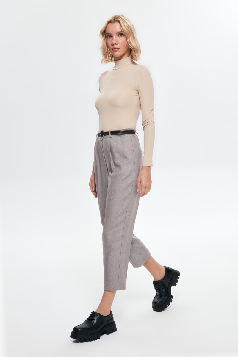 Quzu Kemerli Havuç Pantolon