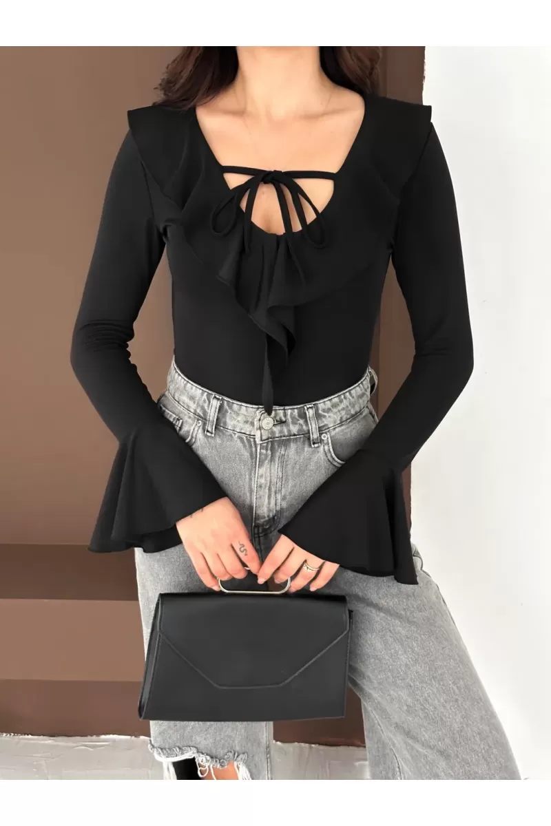 İspnayol Kol Fırfır Yakalı Bluz